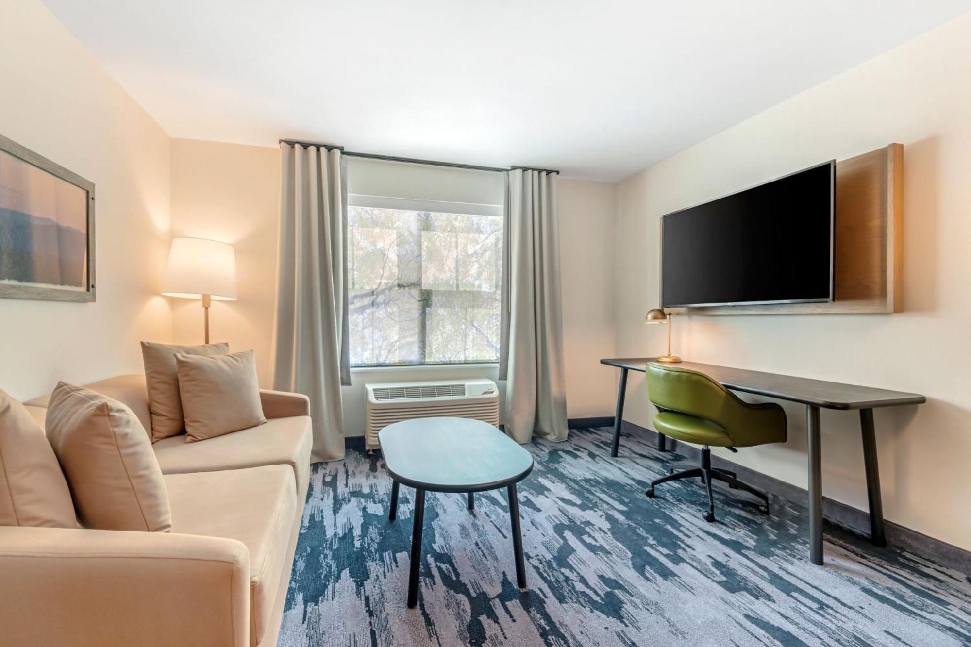 Fairfield By Marriott Inn & Suites 北康威 外观 照片